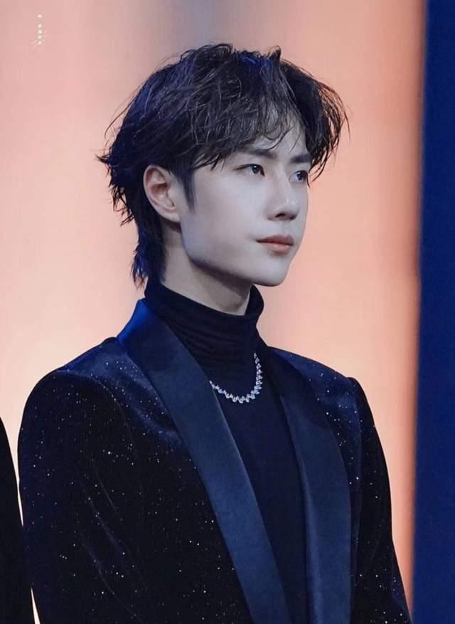 圈内爆料王一博肖战,揭秘娱乐圈的神秘友情  第1张