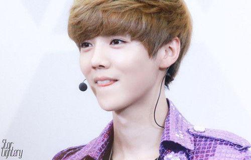 娱乐吃瓜网名男生名字,揭秘明星男星们的瓜田秘事  第3张